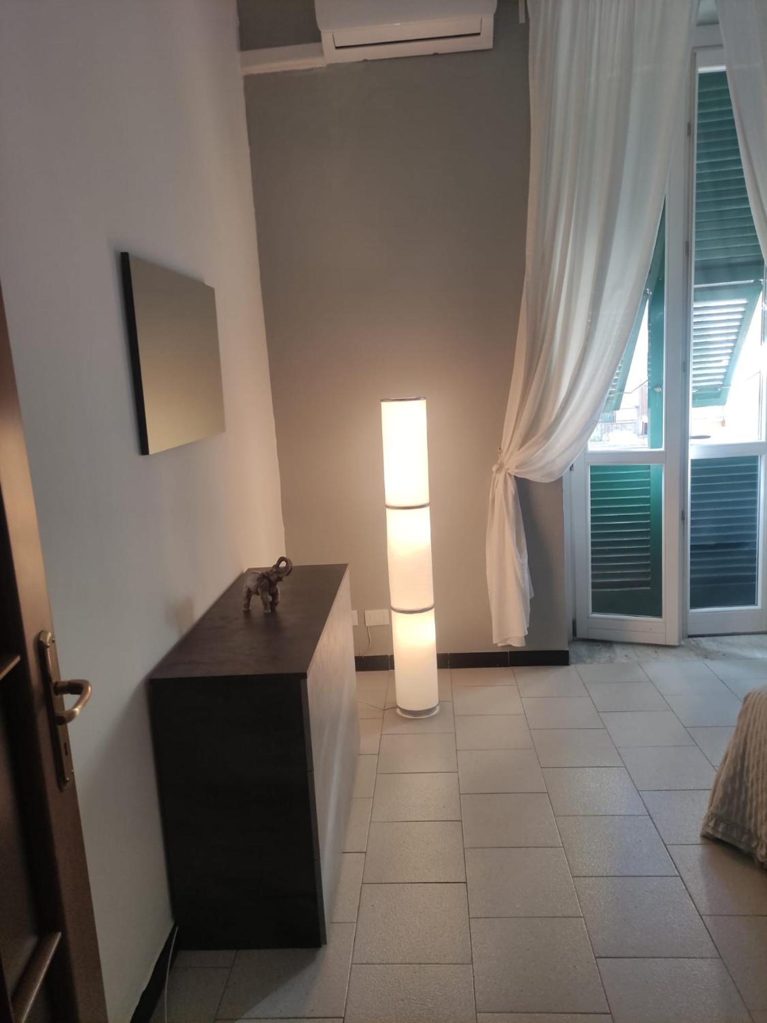 Traveller House Apartment Специя Стая снимка